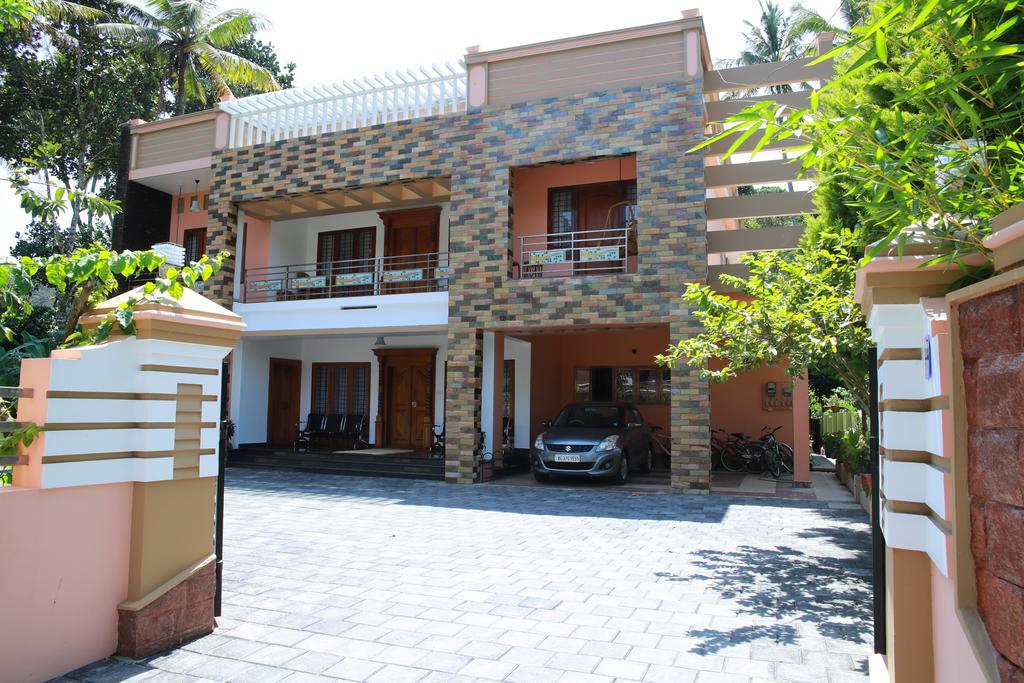 Periyar Villa Home Stay - Thekkady Exterior photo